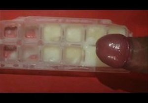Sperm in the ice cube tray: Even if the idea is cool - it's not practical