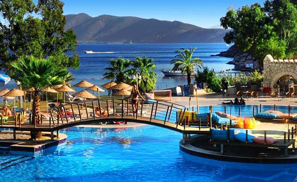 Great Turkey love vacation in luxury resort hotel